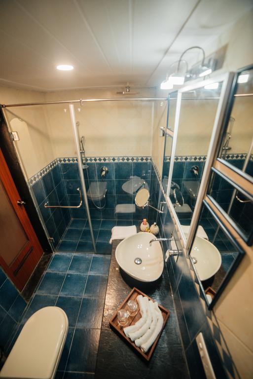 Casa Menezes - A Heritage Goan Homestay Бамболим Екстериор снимка