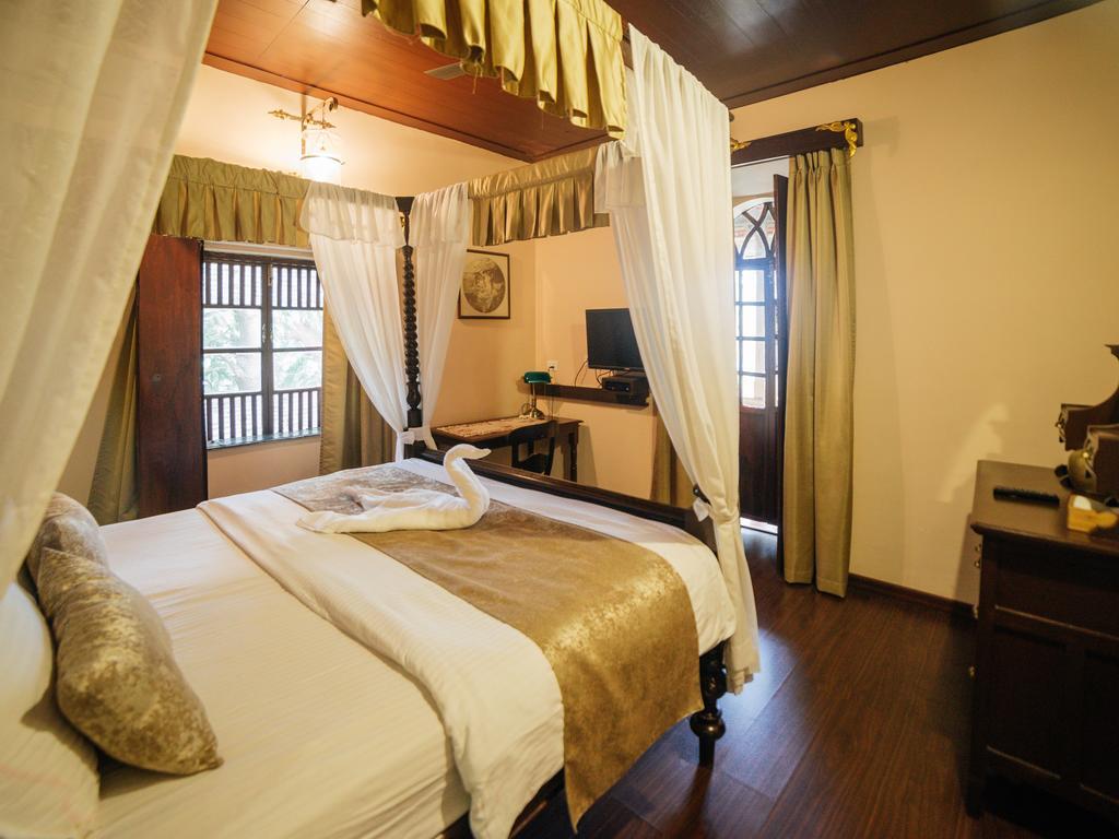 Casa Menezes - A Heritage Goan Homestay Бамболим Екстериор снимка